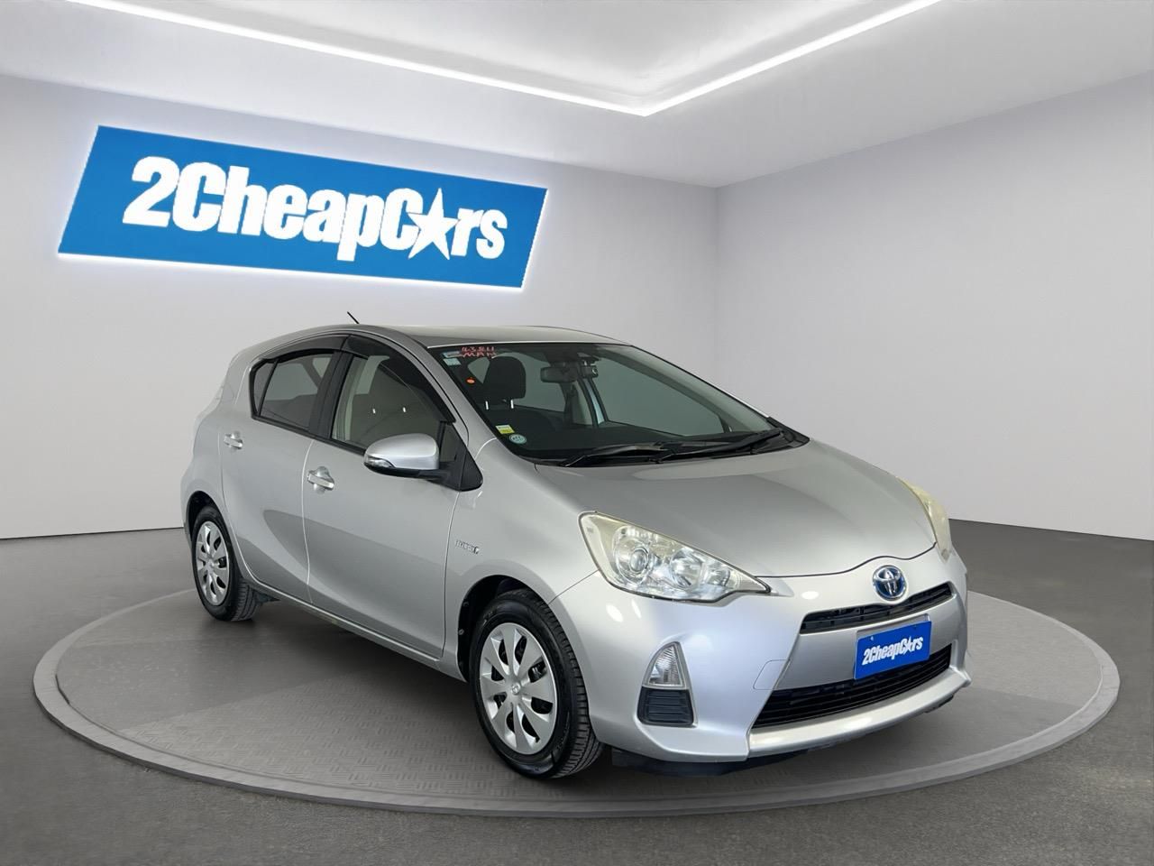 Vehicle image 3