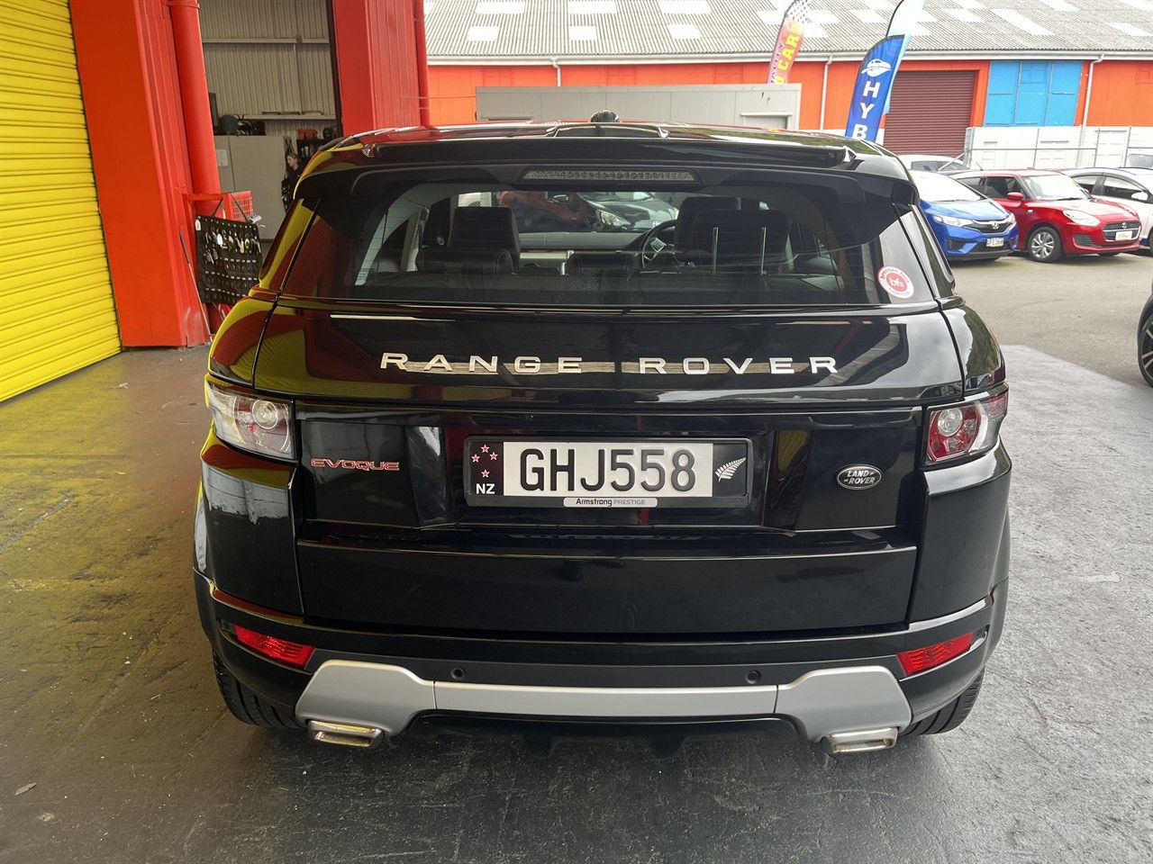 Vehicle image 5