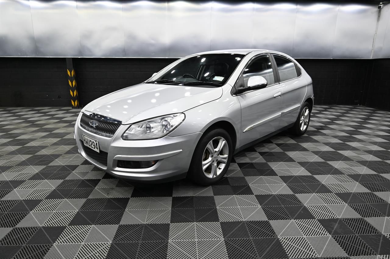 Vehicle image 3