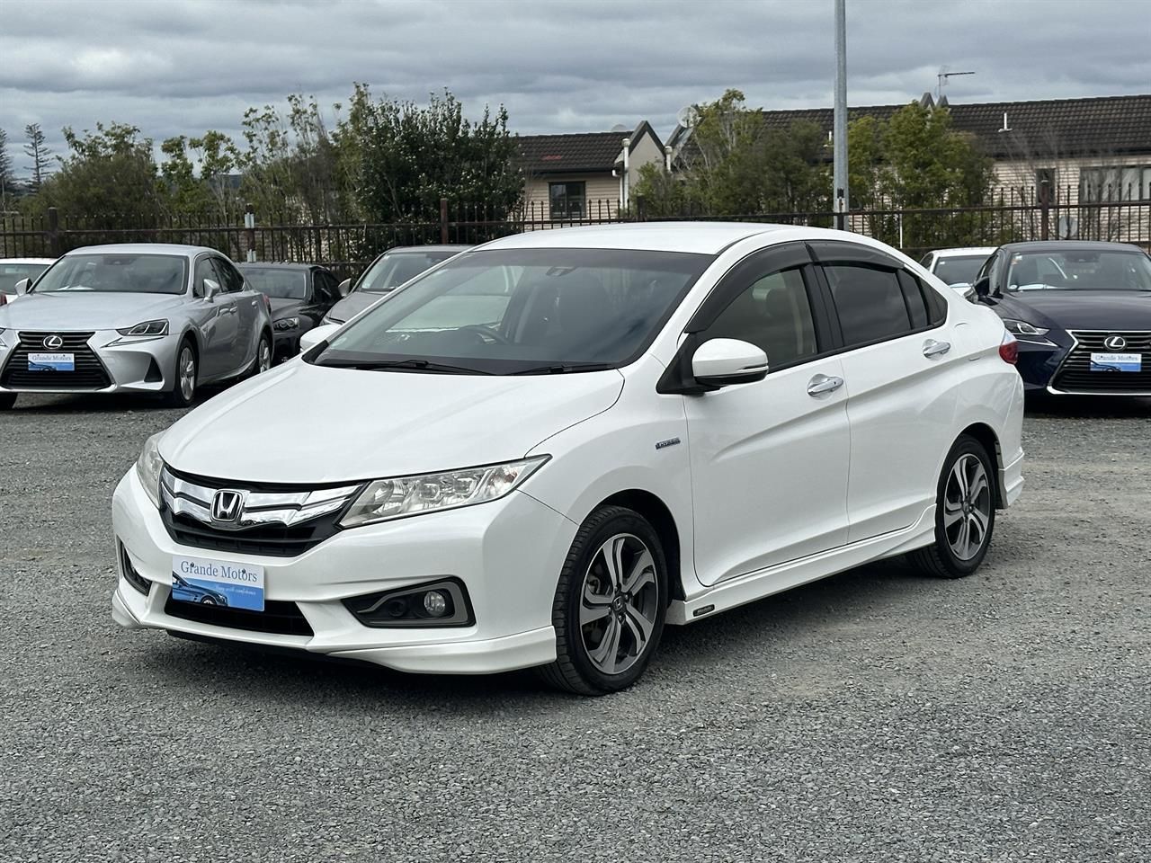 Vehicle image 3