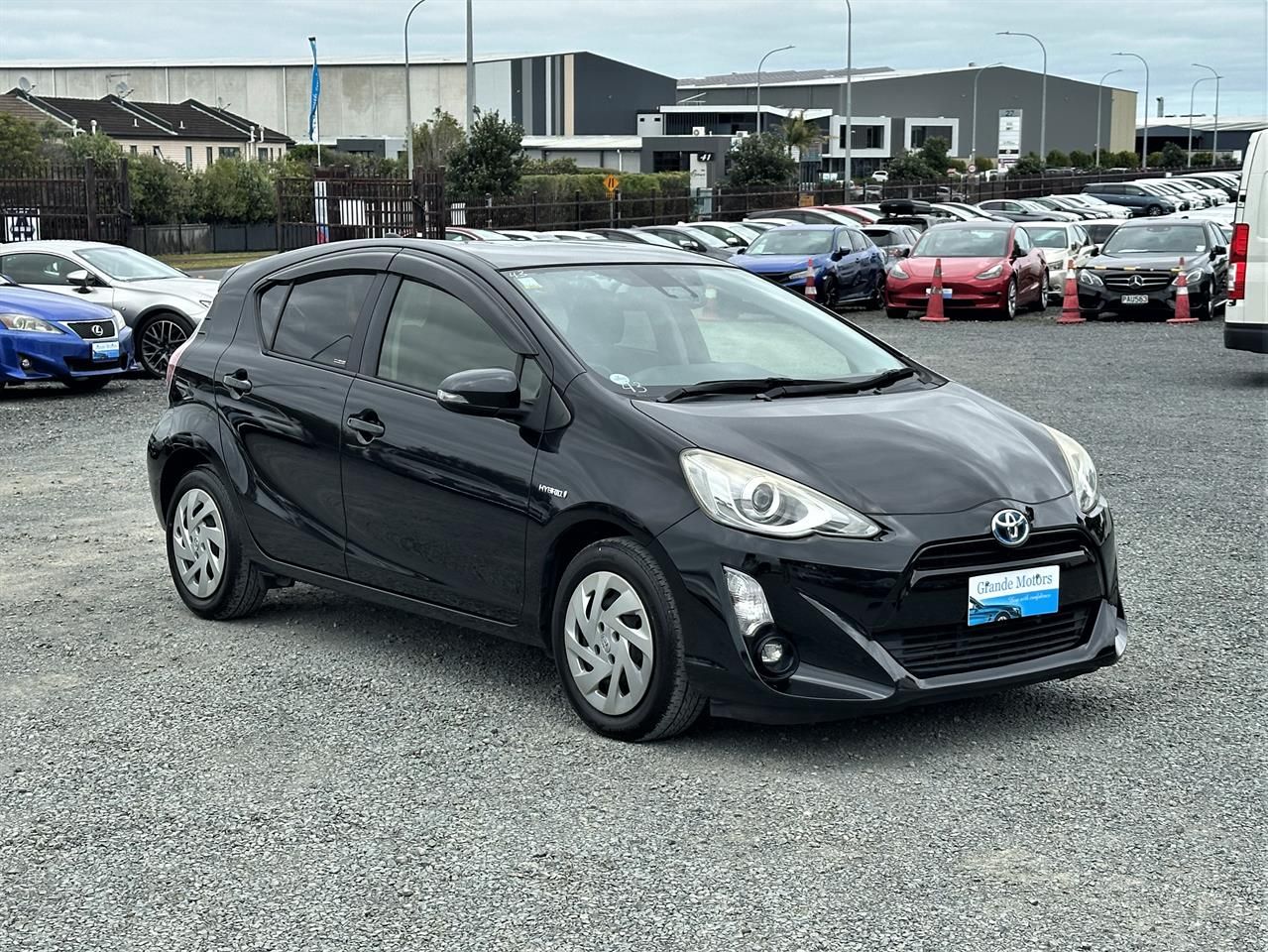 Vehicle image 1