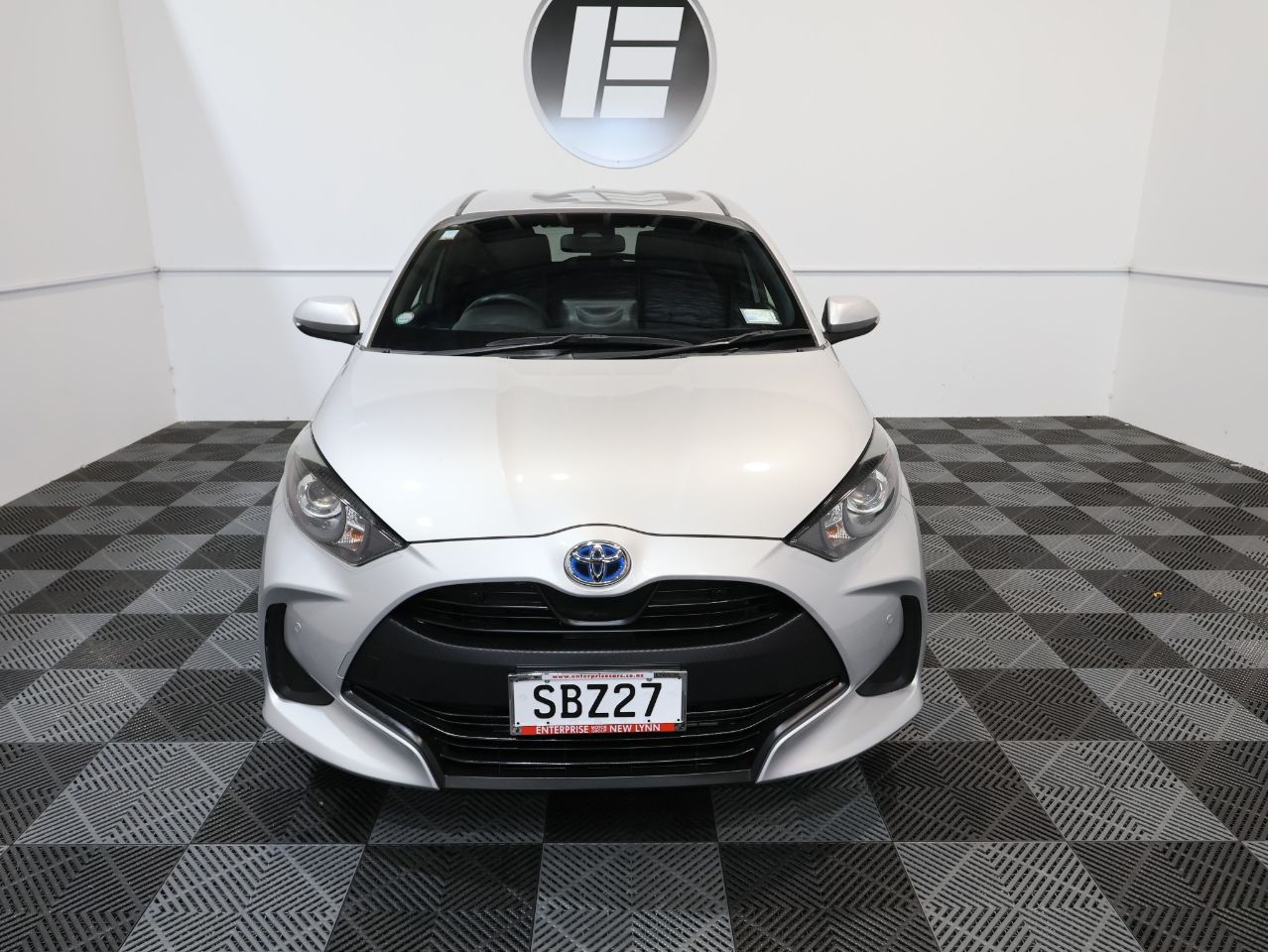 Vehicle image 2
