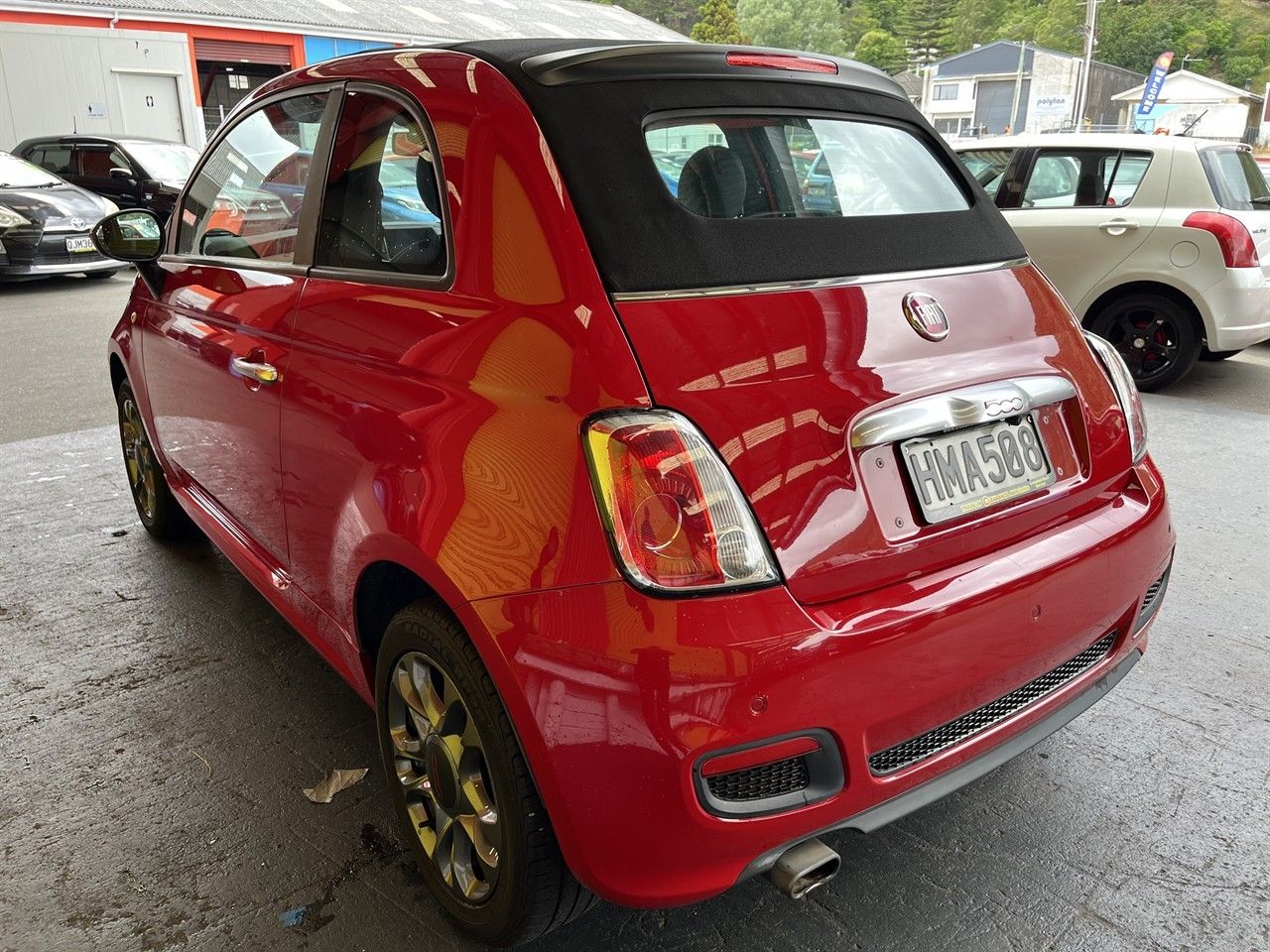 Vehicle image 5