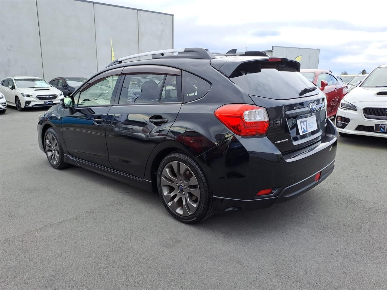 Vehicle image 5