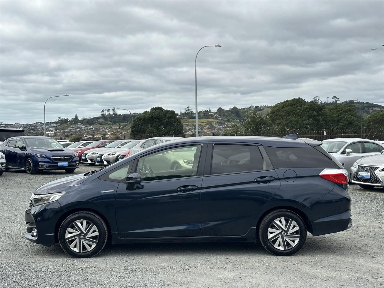 Vehicle image 4