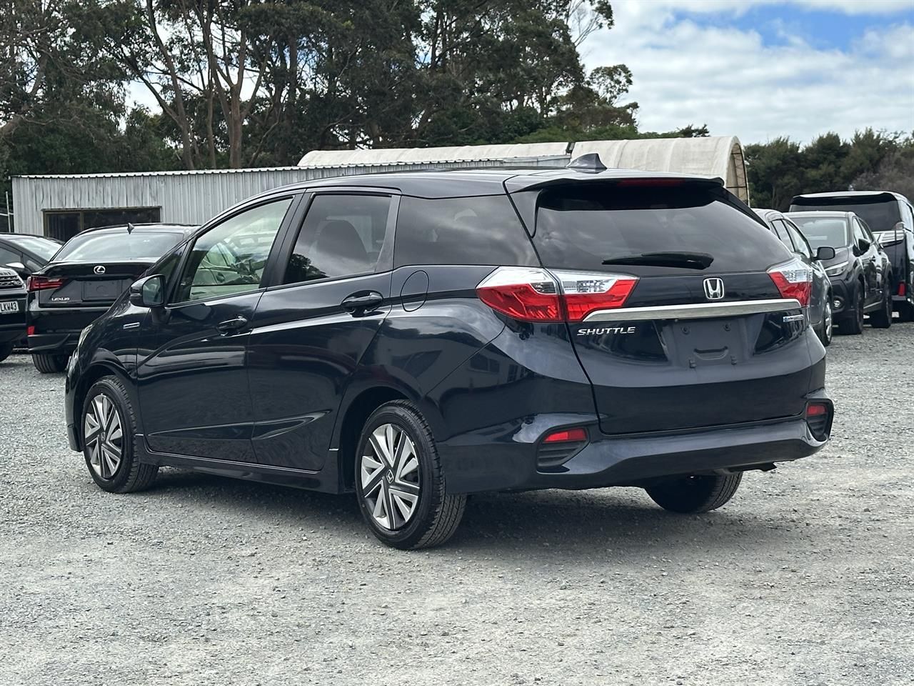 Vehicle image 5