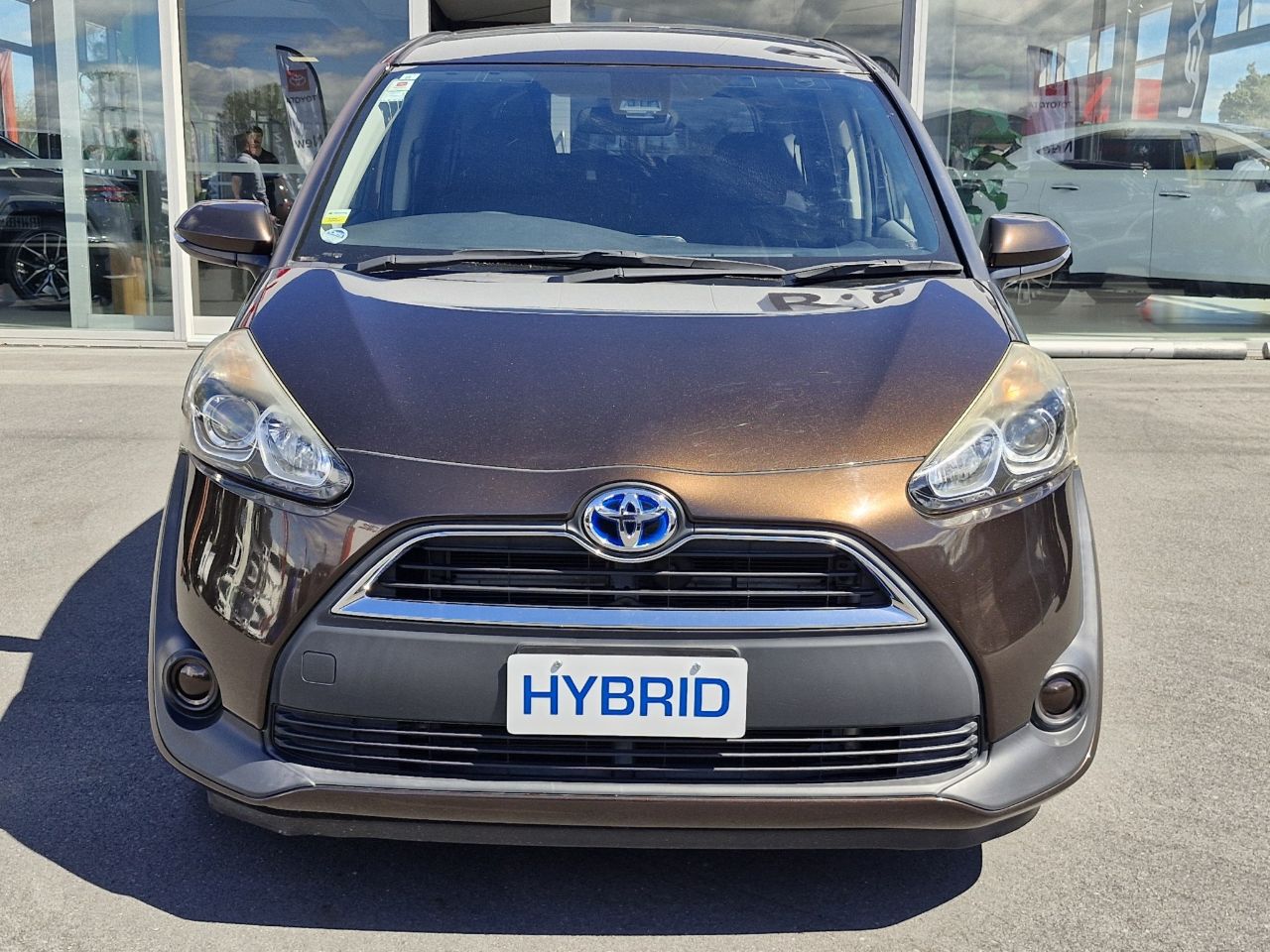Vehicle image 3