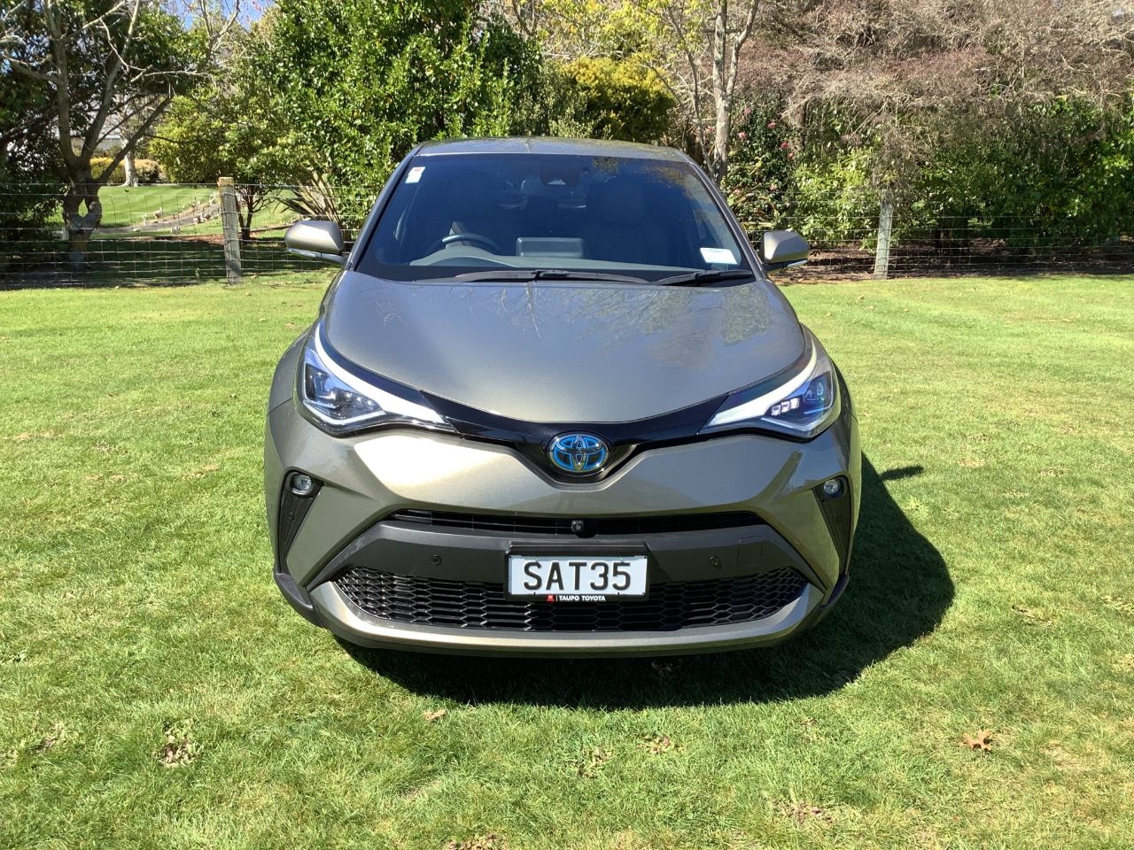 Vehicle image 3