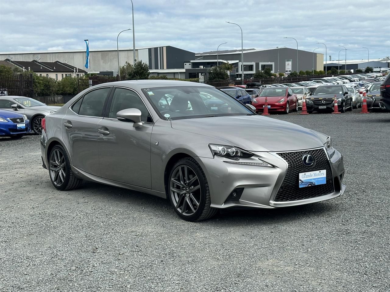 Vehicle image 1