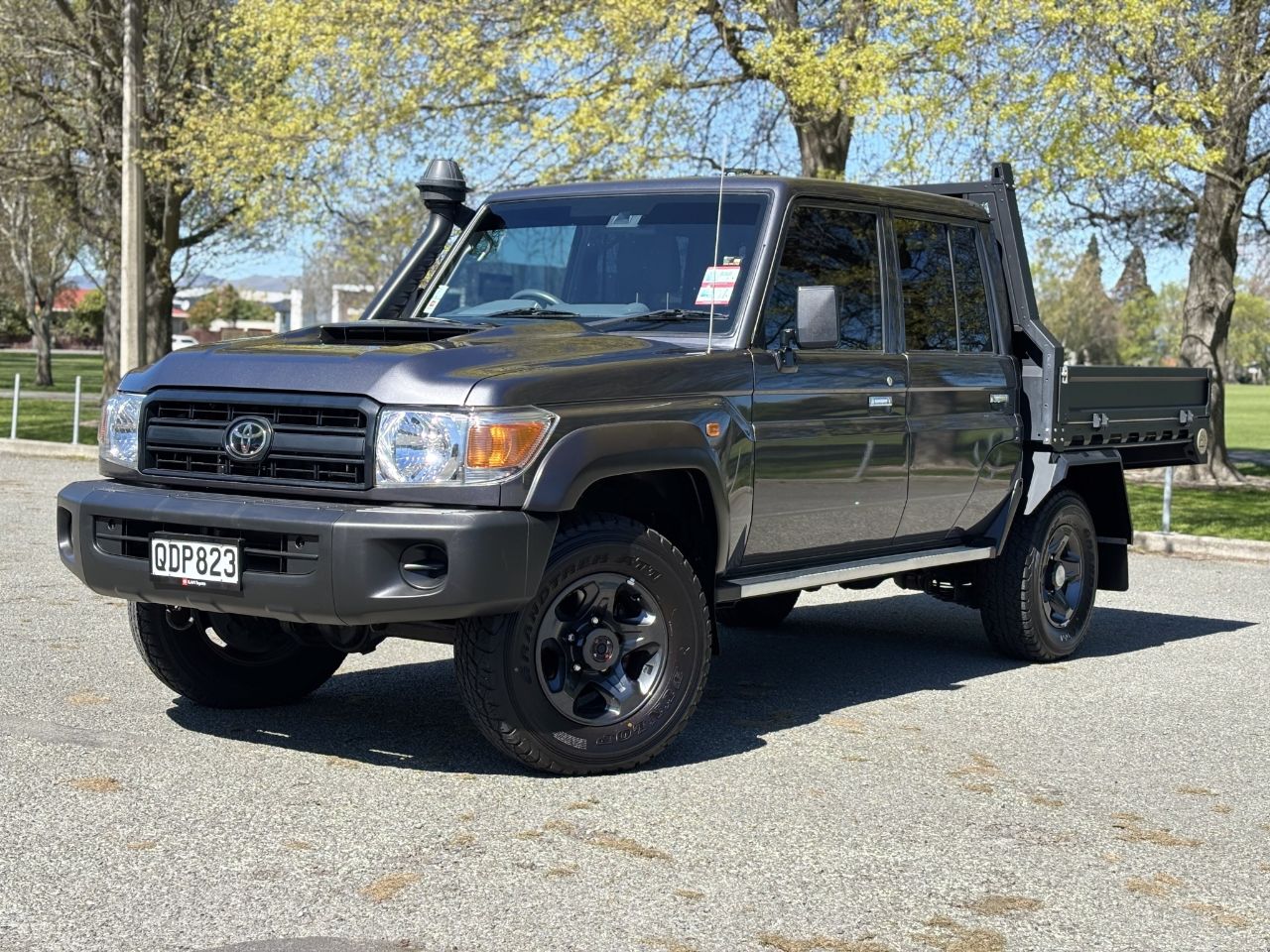 Vehicle image 3