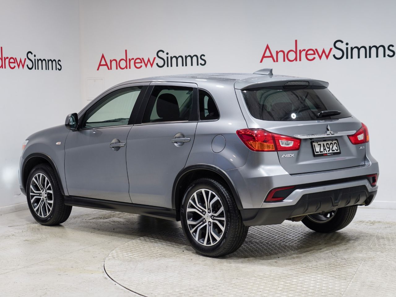 Vehicle image 2