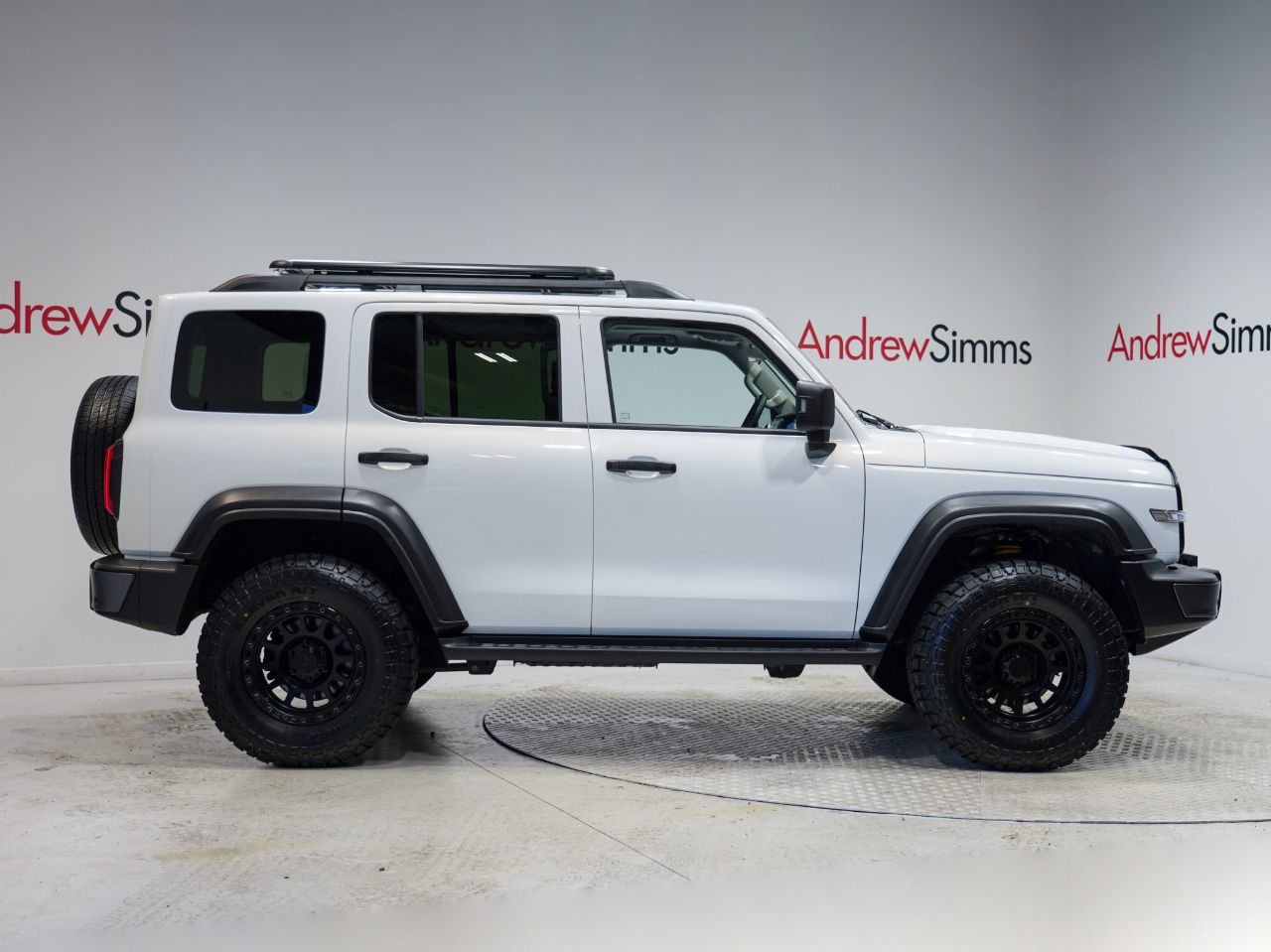Vehicle image 3