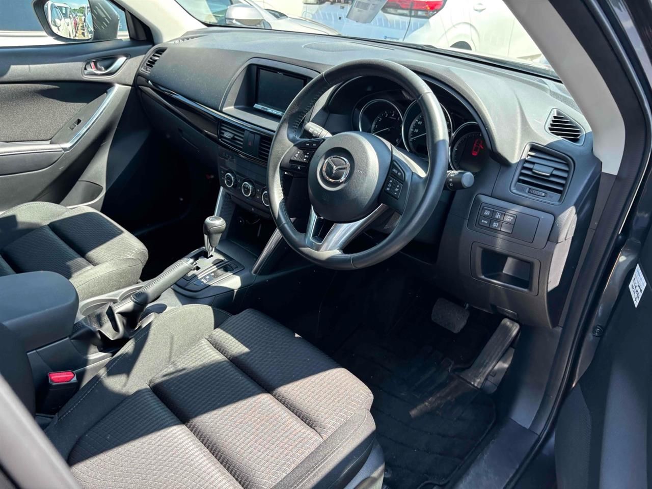 Vehicle image 4