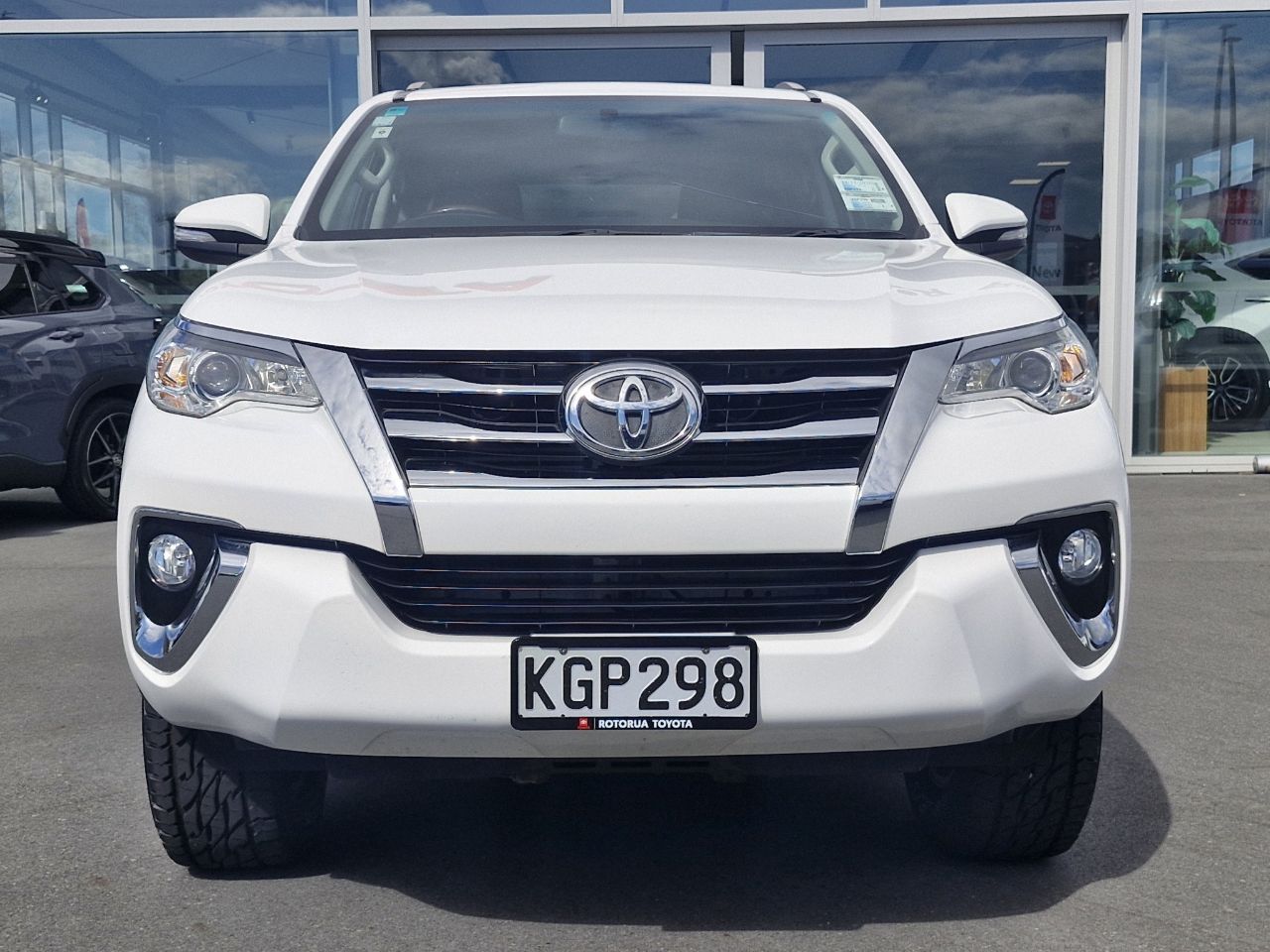 Vehicle image 2