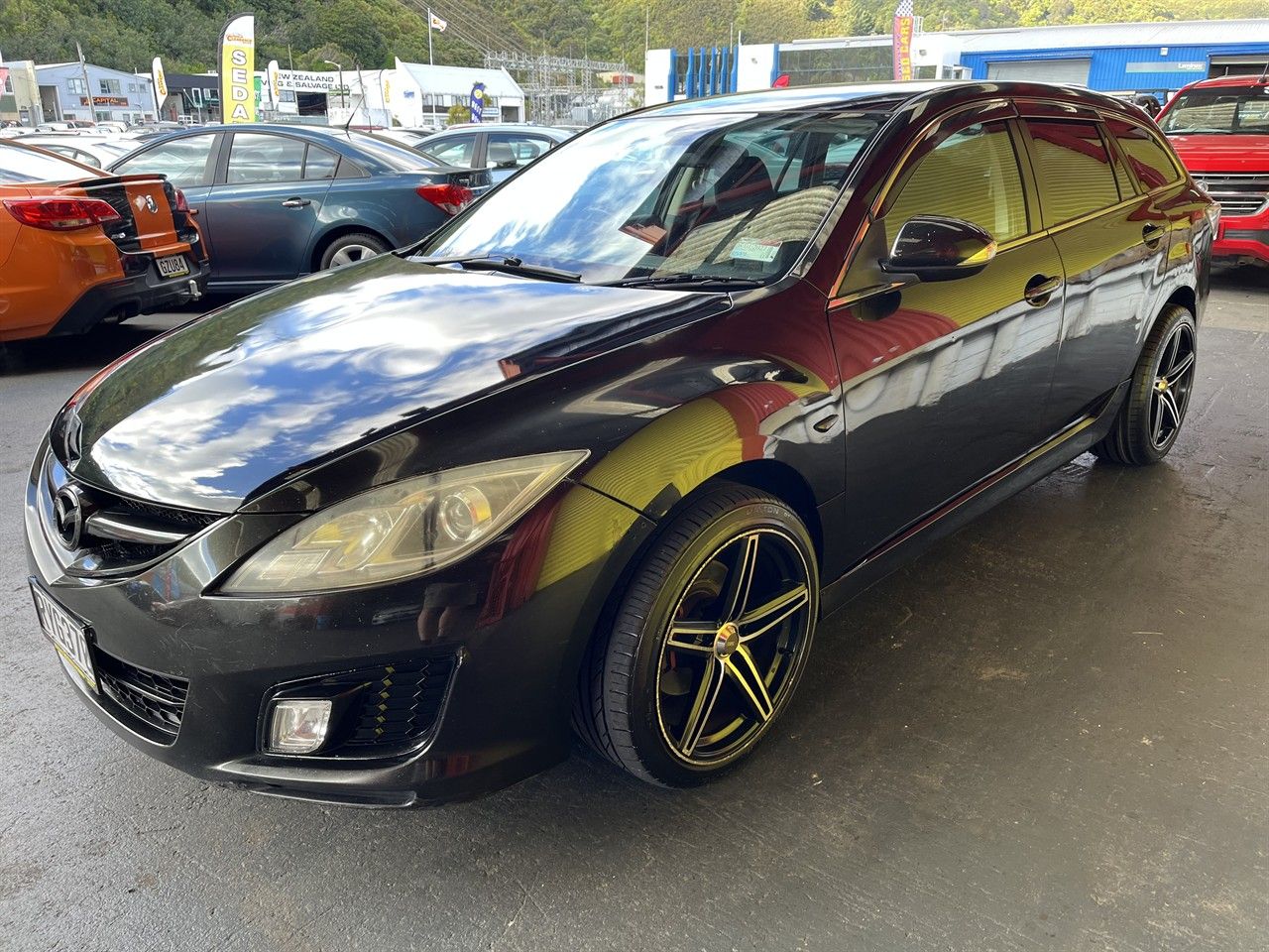Vehicle image 3