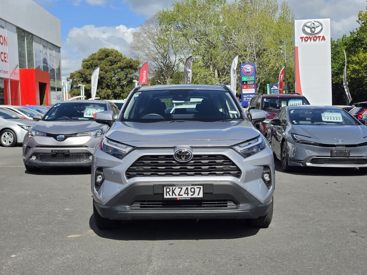 Vehicle image 2