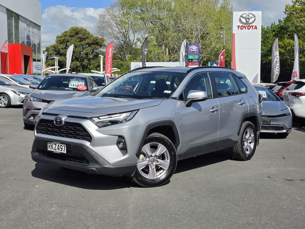 Vehicle image 3