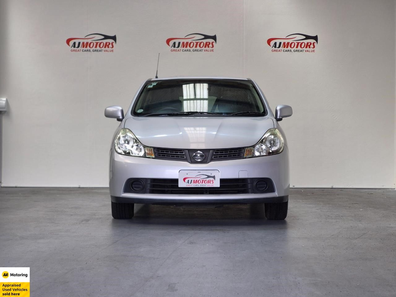 Vehicle image 2