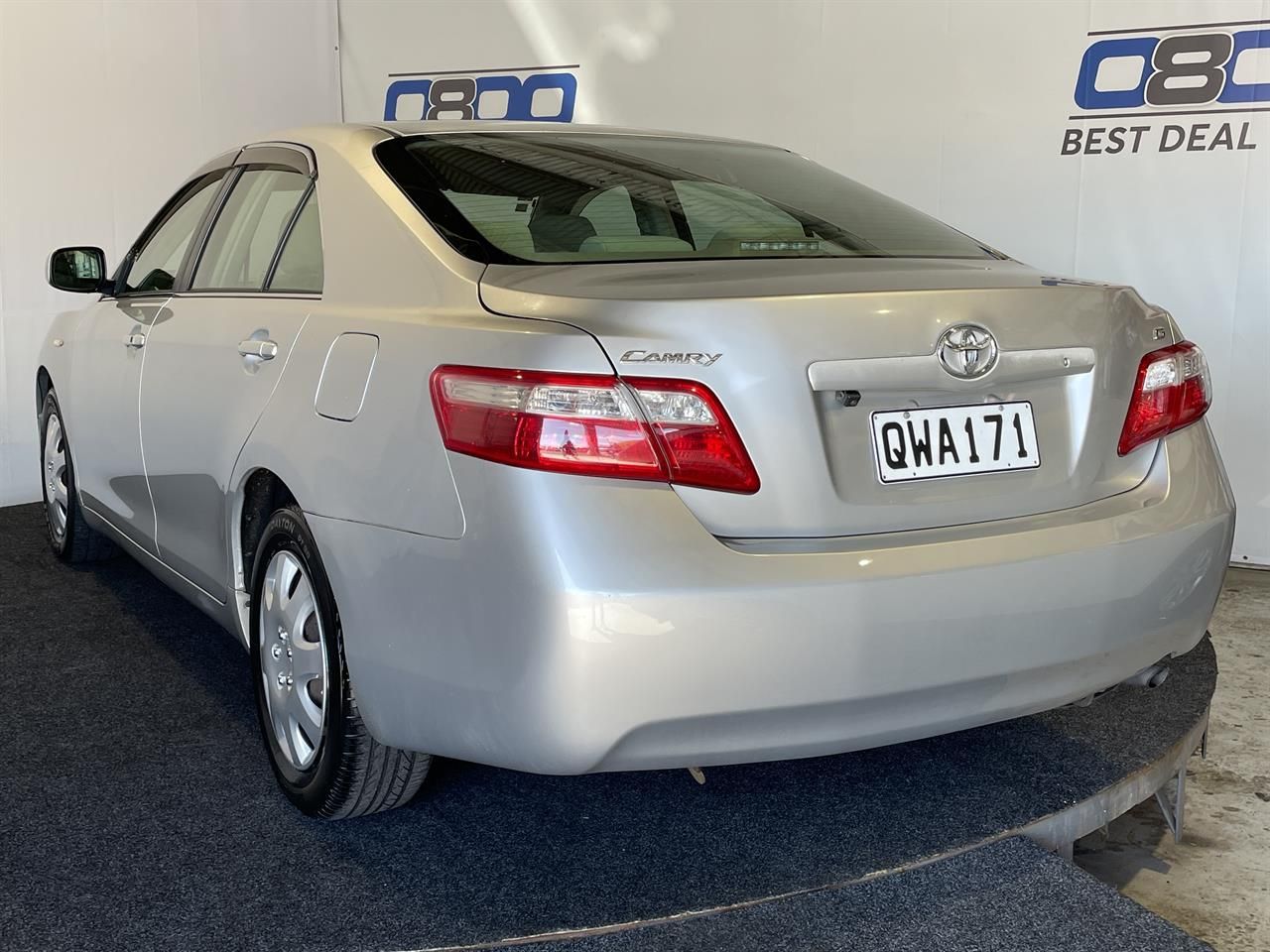 Vehicle image 4