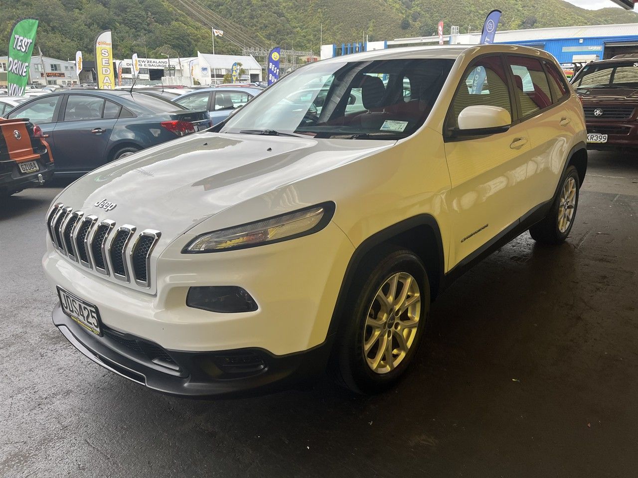 Vehicle image 3
