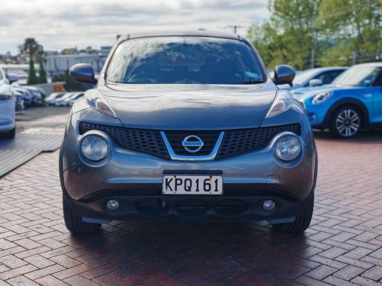 Vehicle image 2
