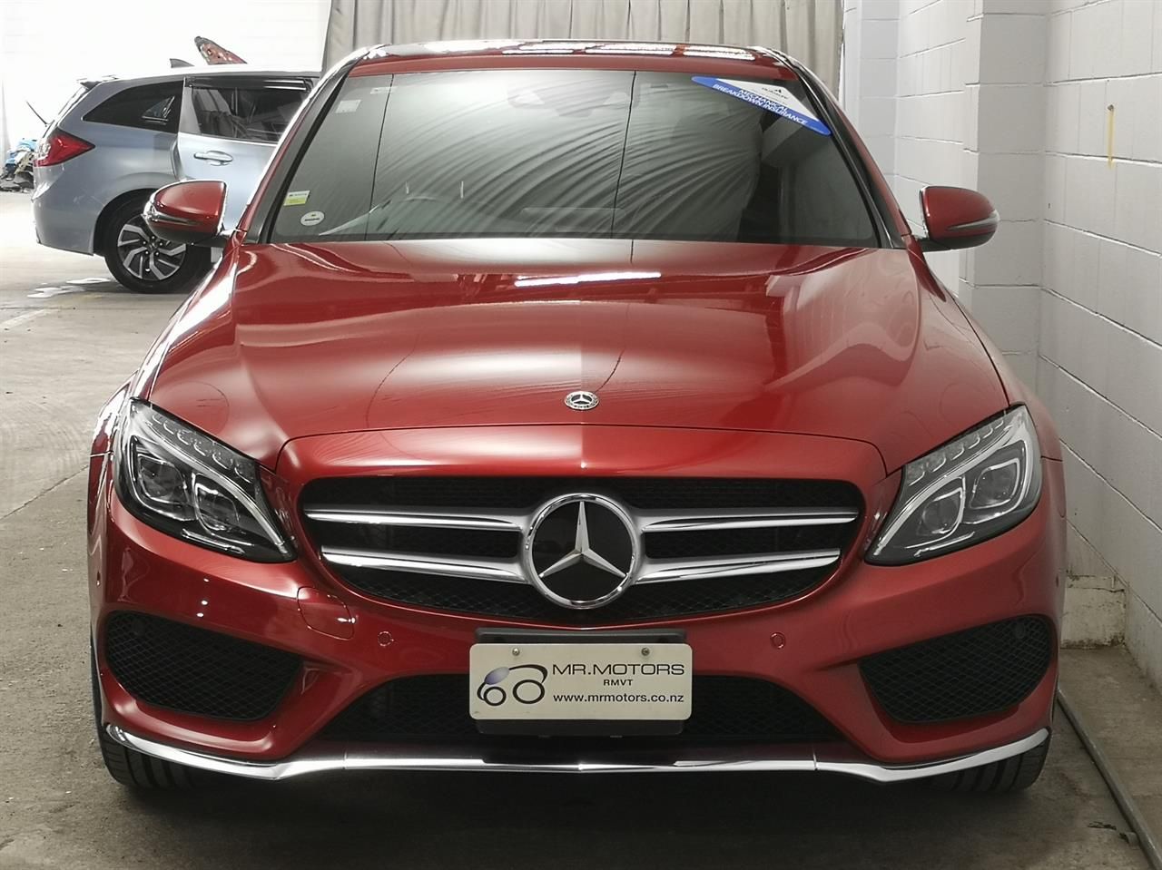 Vehicle image 4