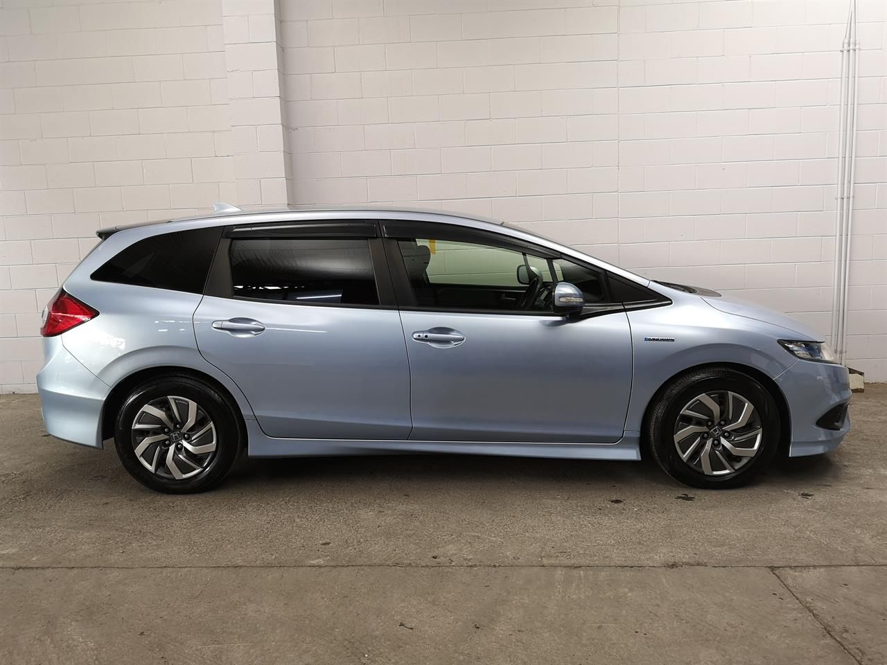 Vehicle image 3