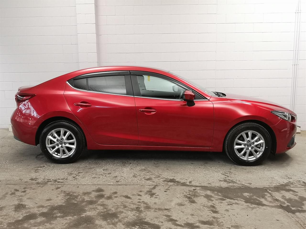 Vehicle image 3