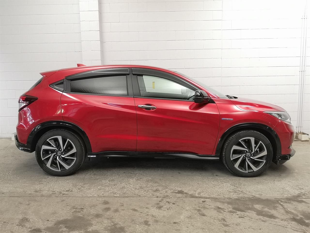 Vehicle image 3