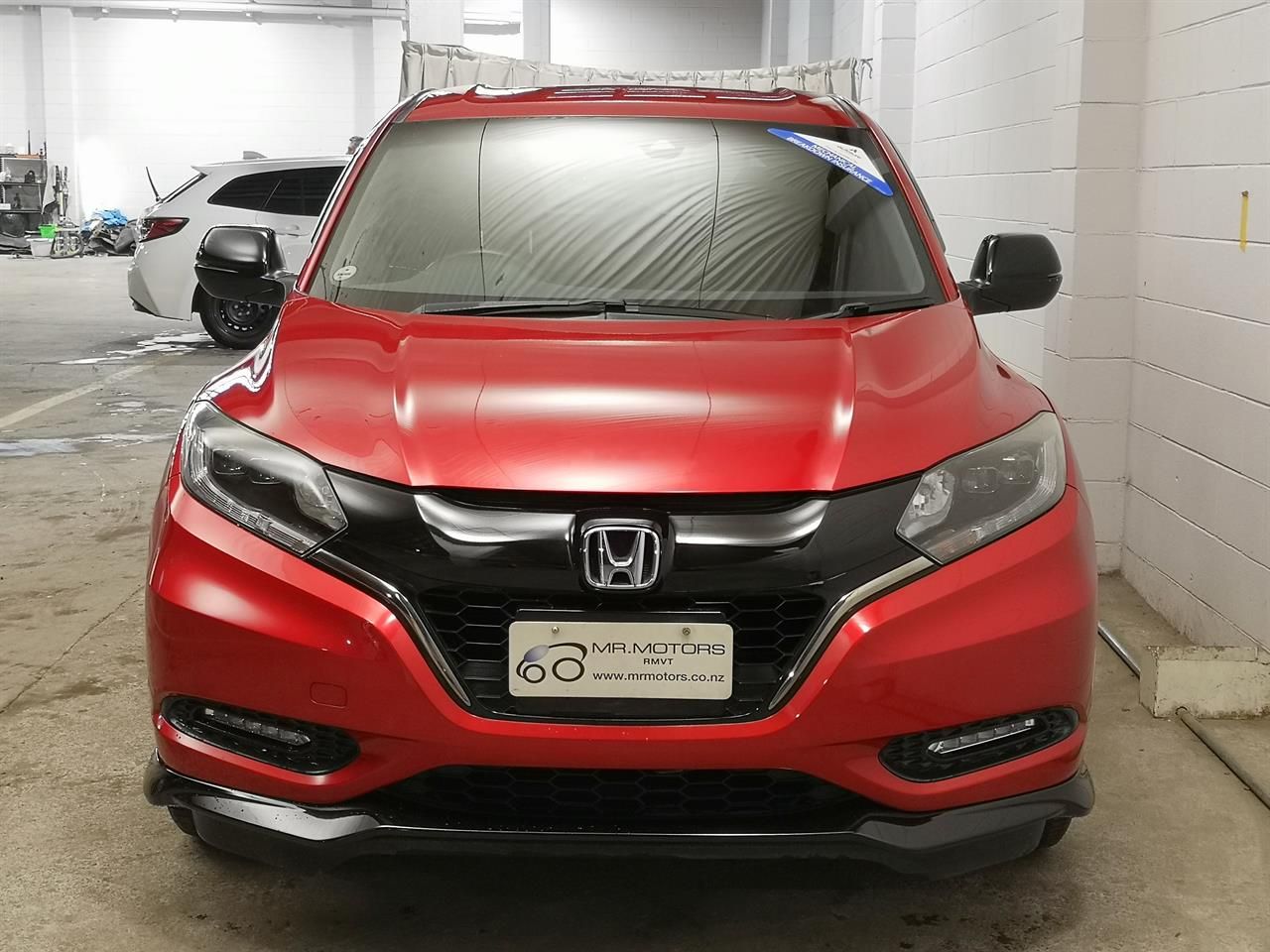 Vehicle image 4