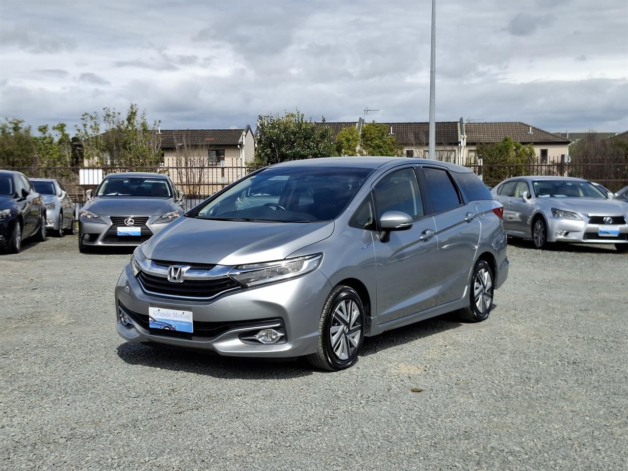 Vehicle image 3