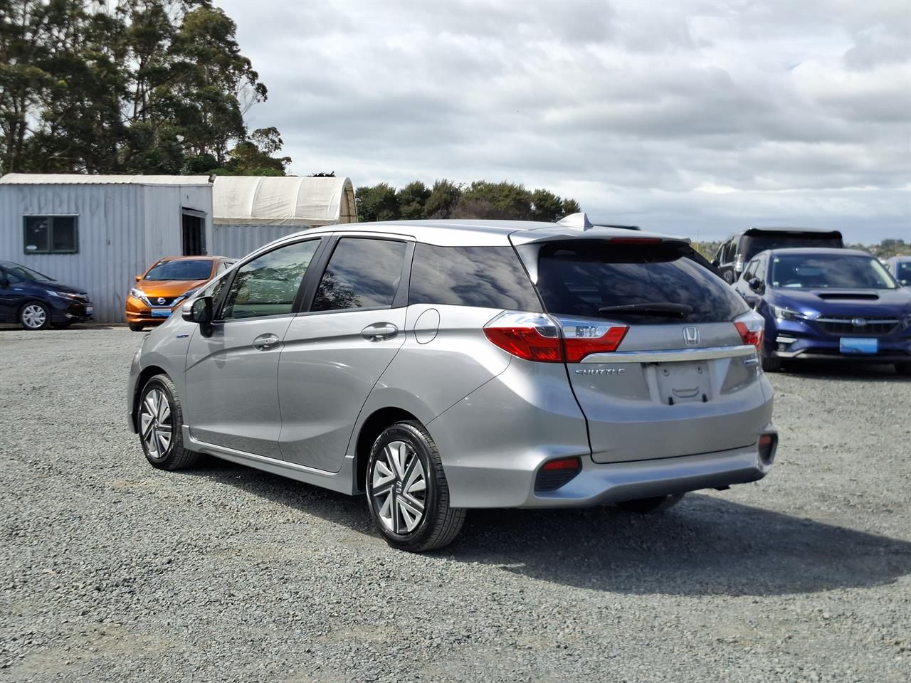 Vehicle image 5