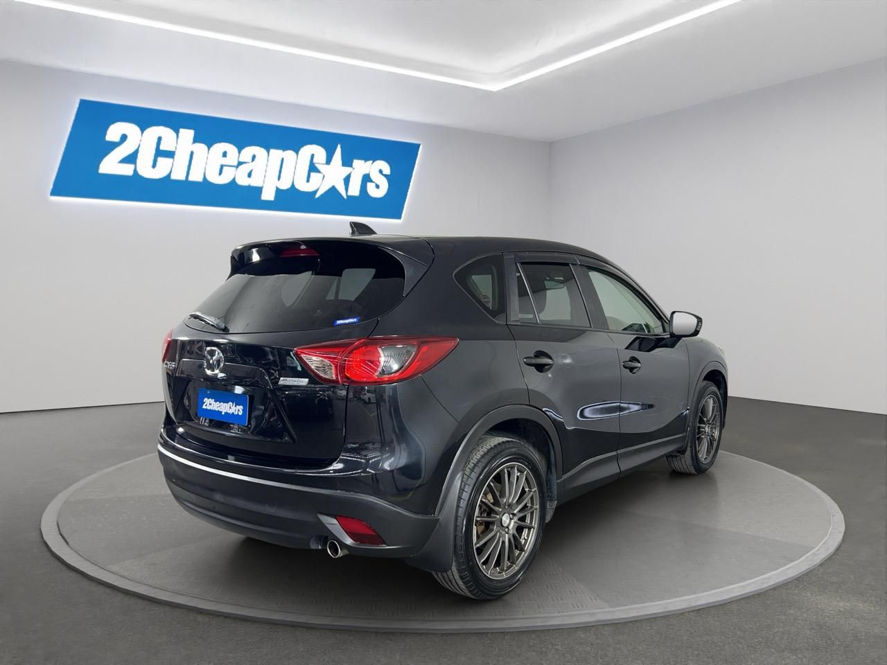 Vehicle image 5