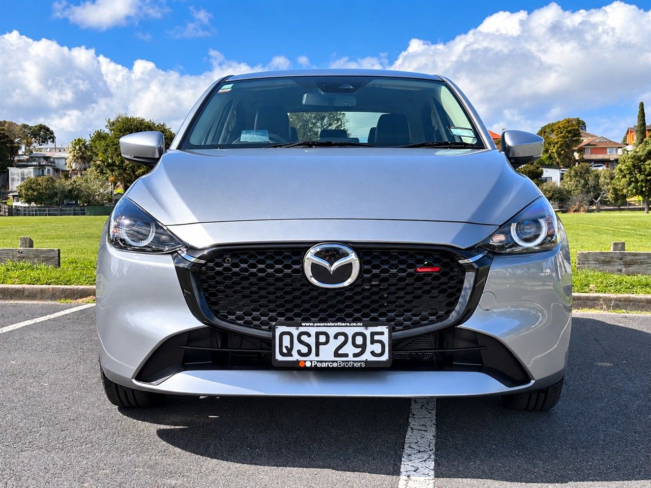 Vehicle image 5