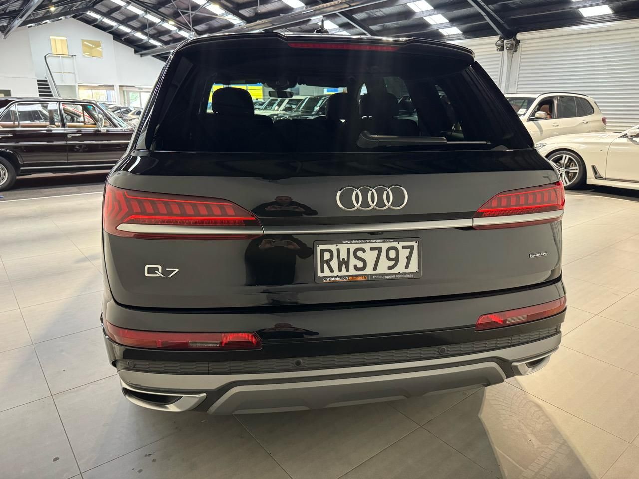 Vehicle image 5