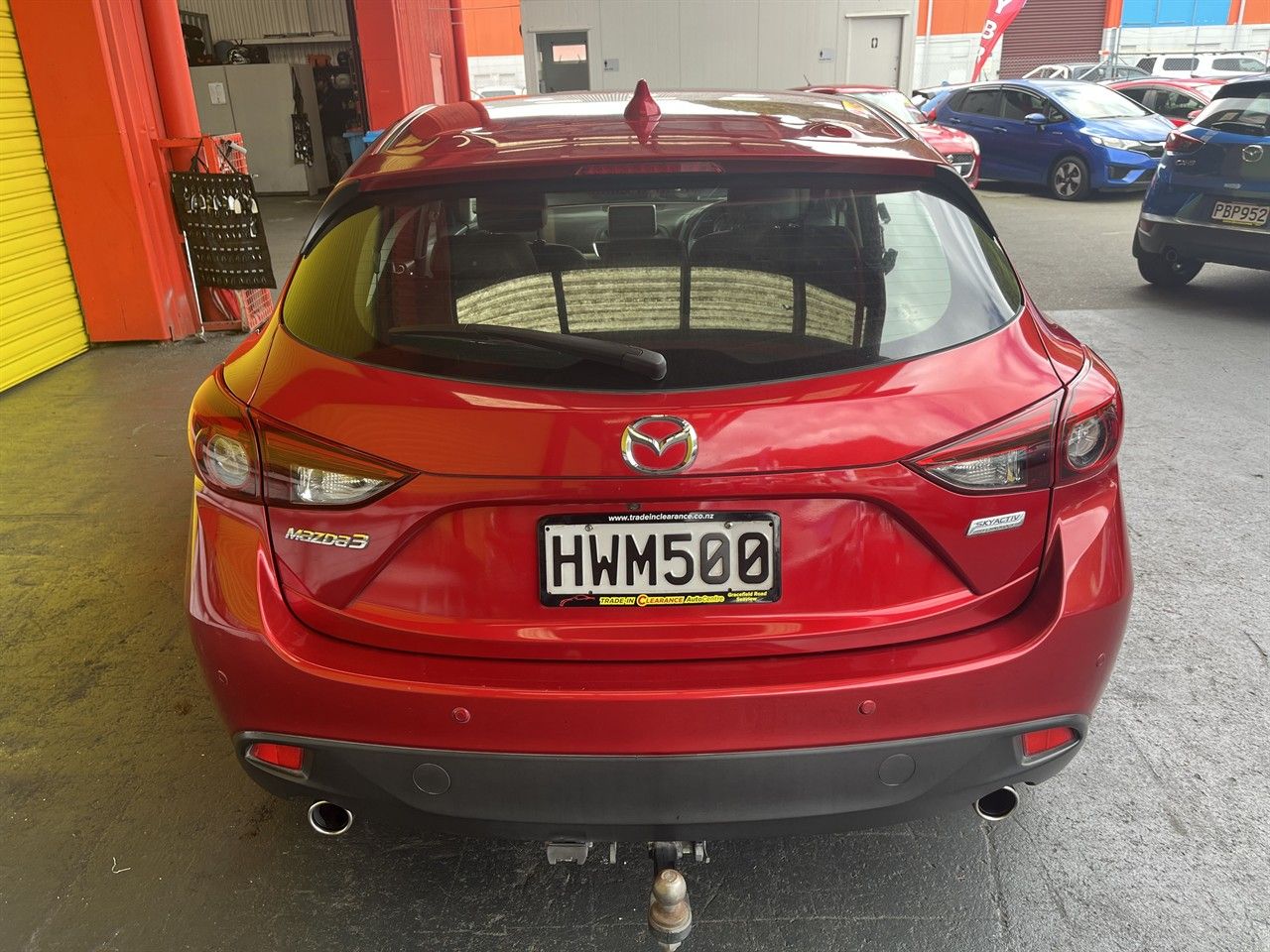 Vehicle image 5