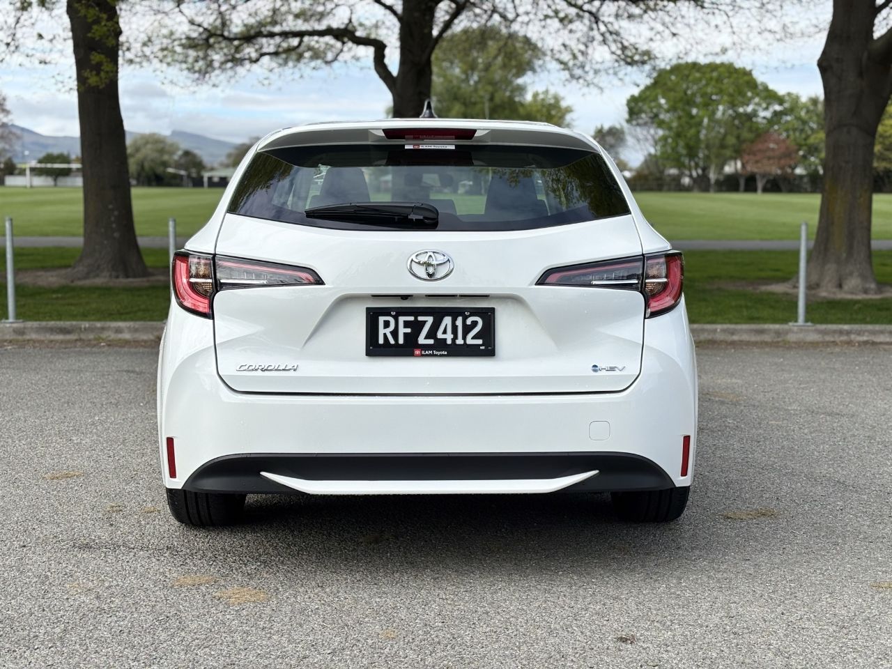 Vehicle image 4