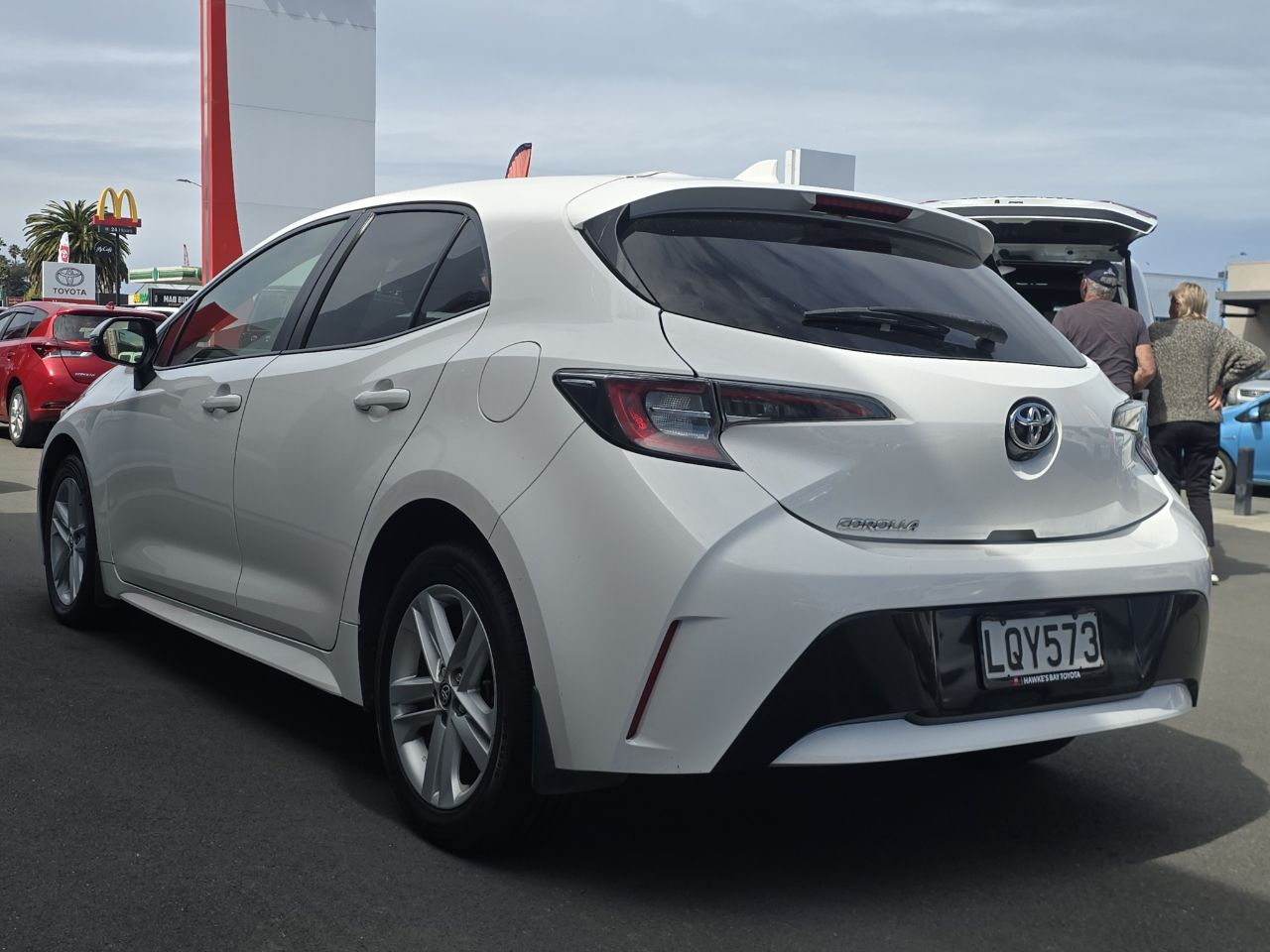 Vehicle image 5