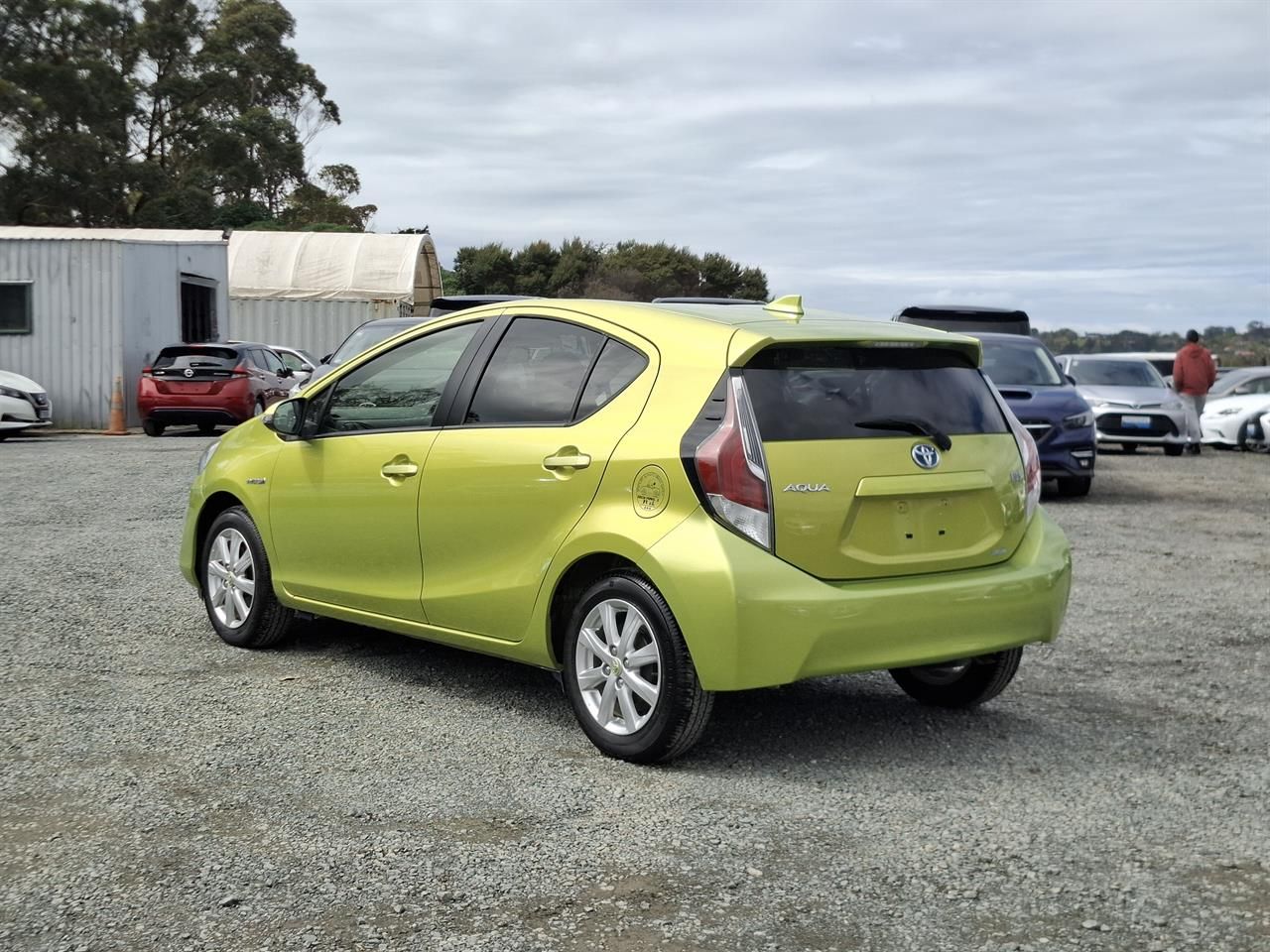 Vehicle image 5