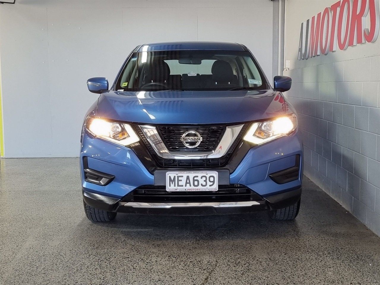Vehicle image 2