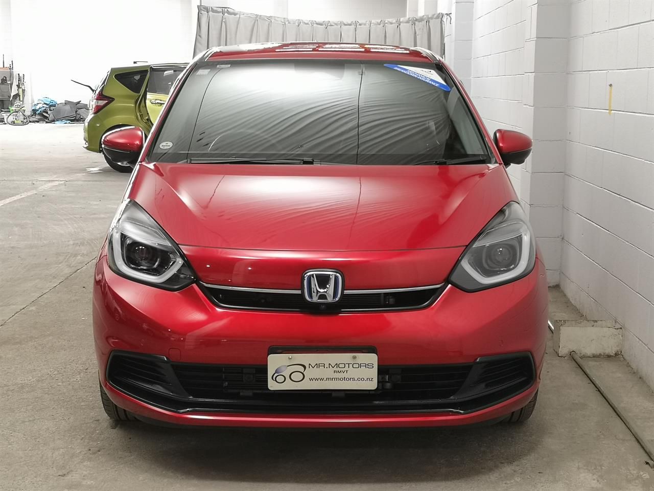 Vehicle image 4