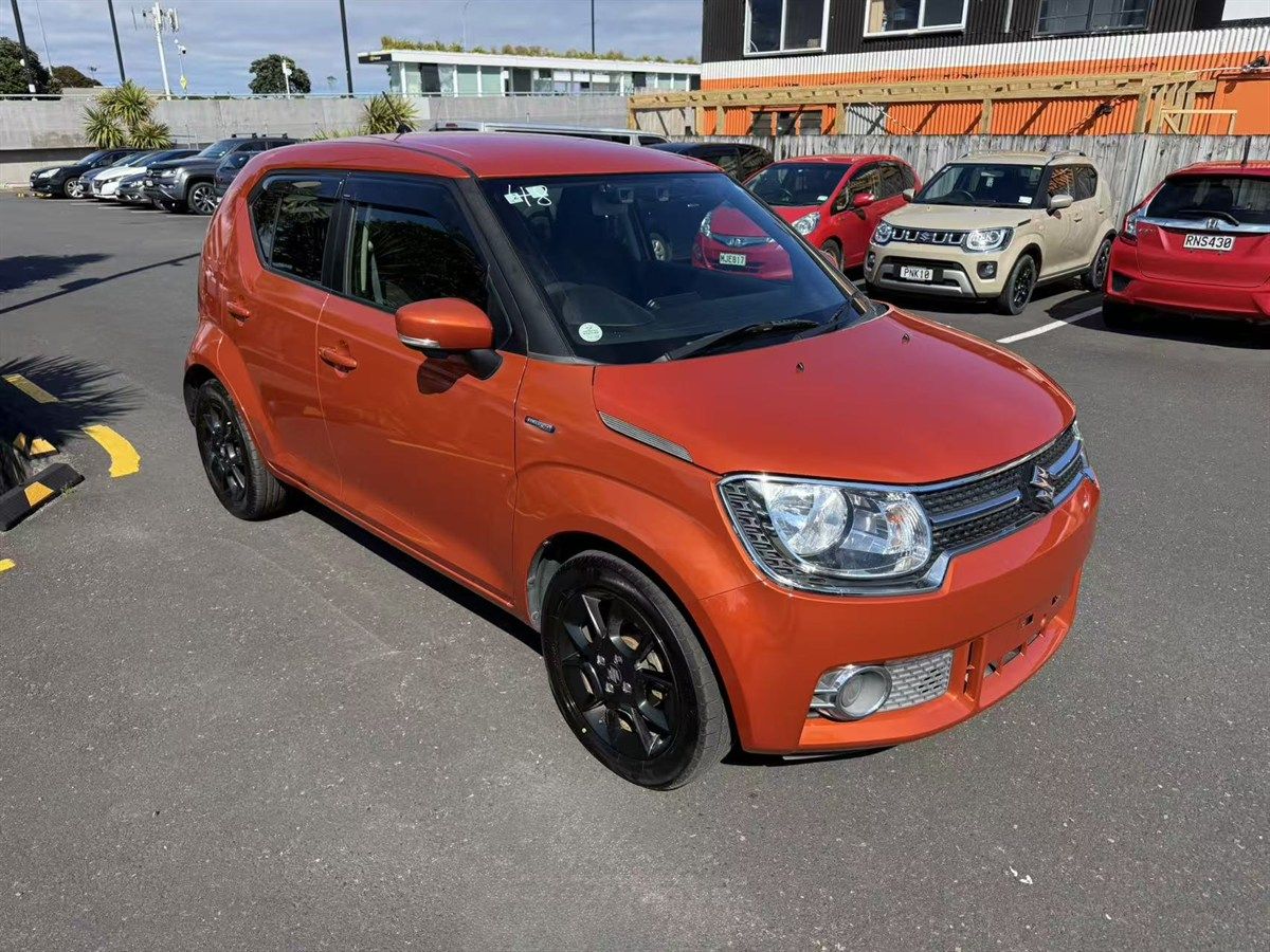 Vehicle image 3