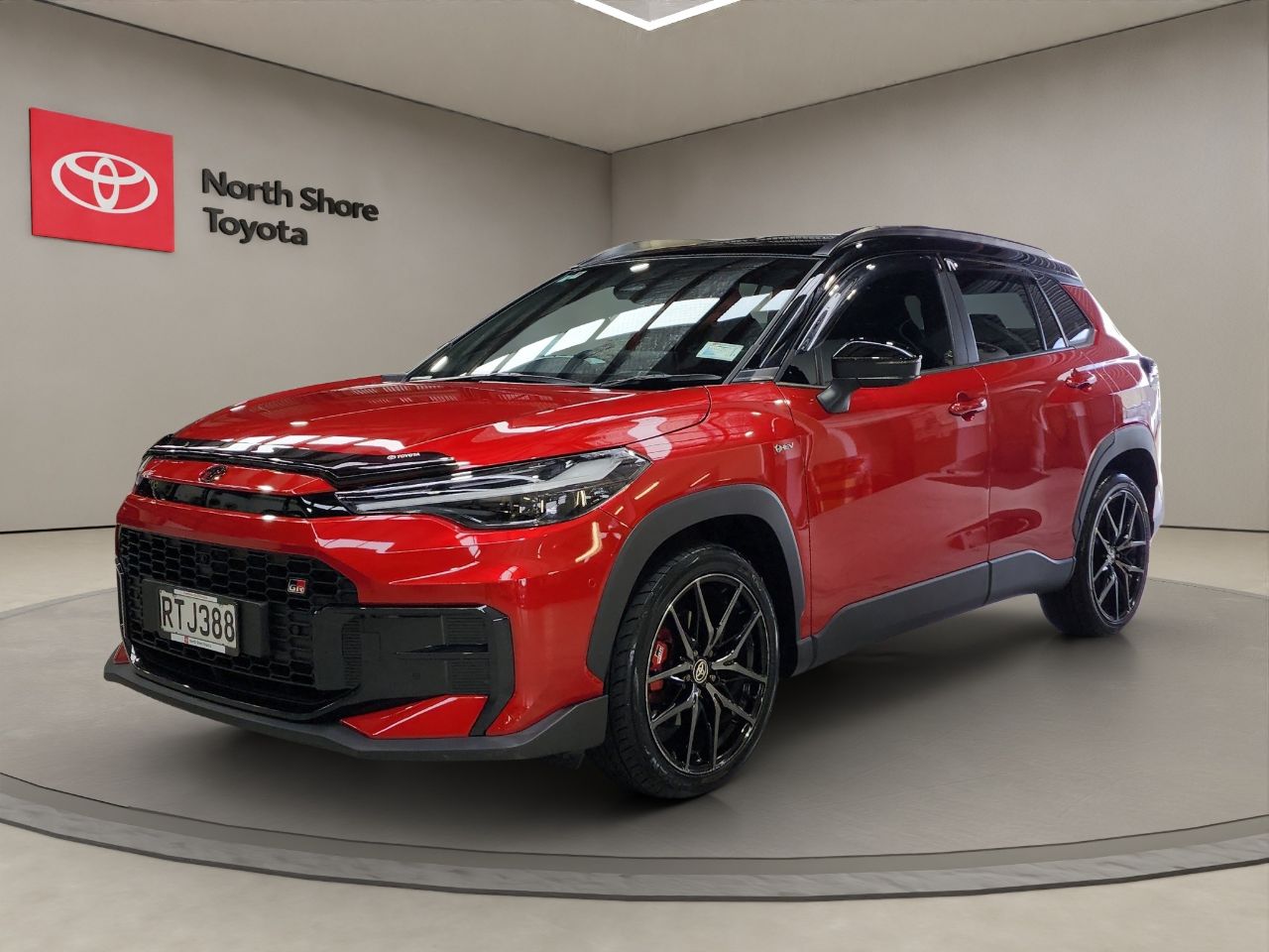 Vehicle image 3