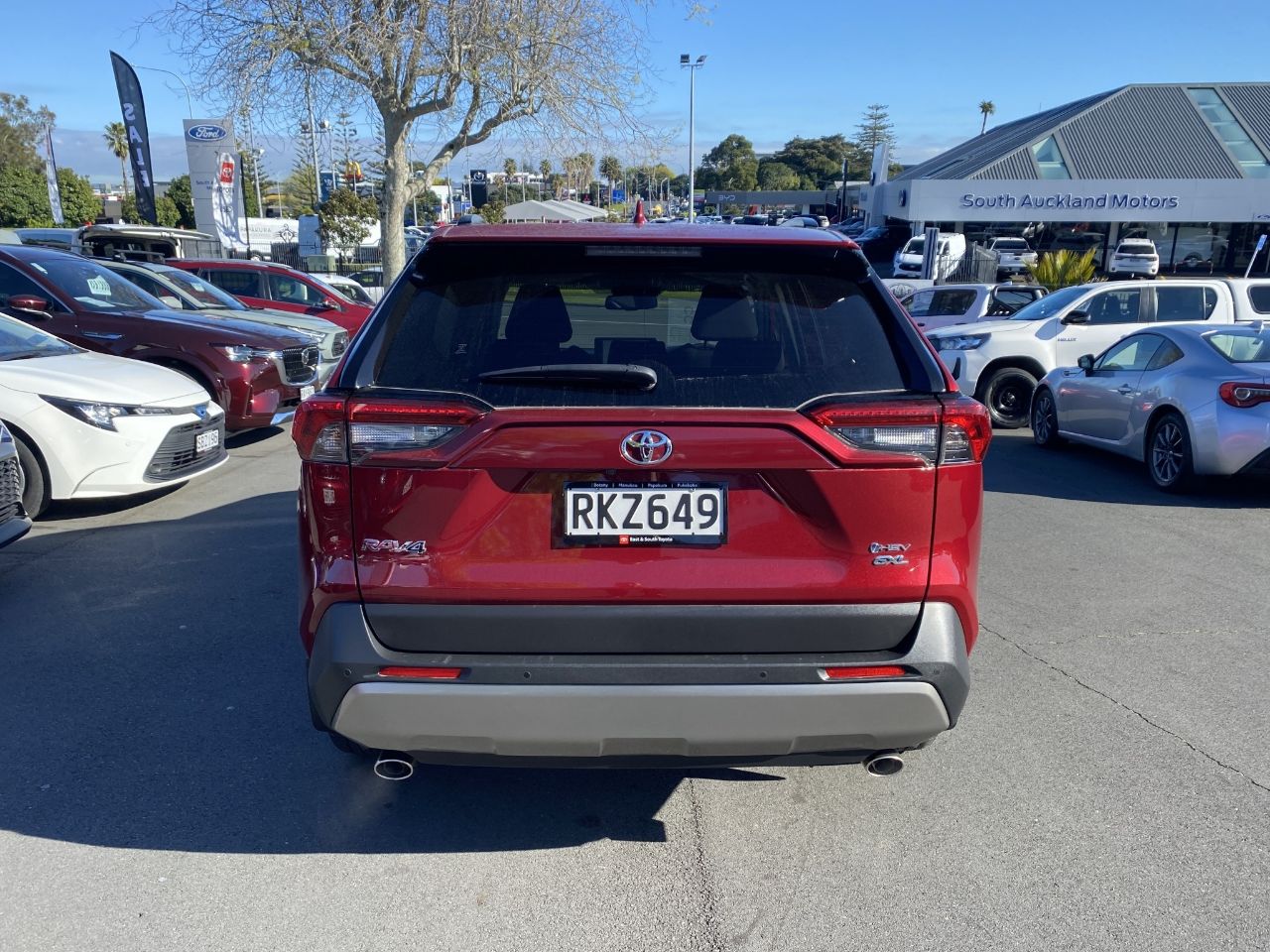 Vehicle image 3