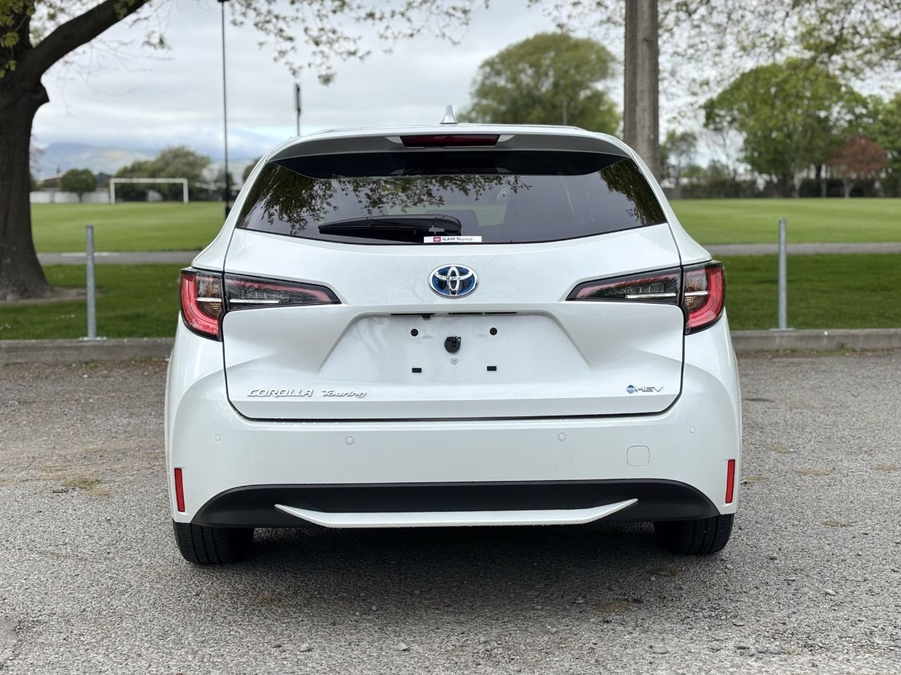 Vehicle image 5