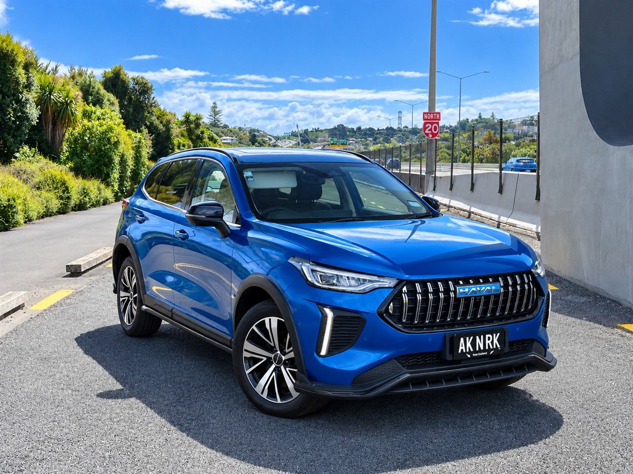 Vehicle image 1