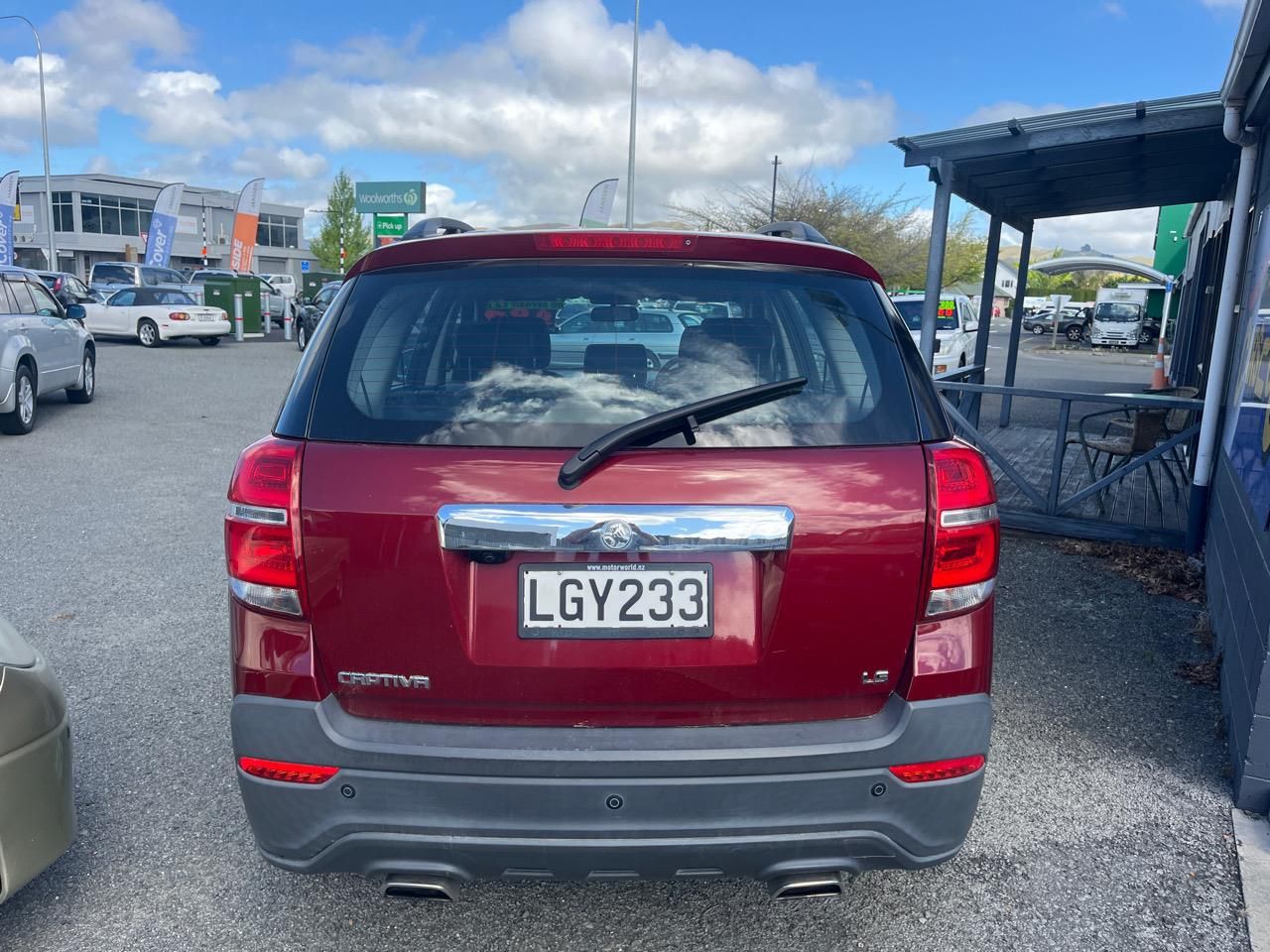 Vehicle image 4