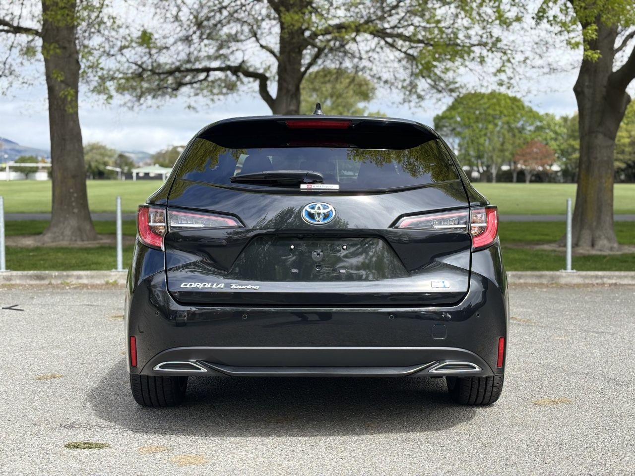 Vehicle image 5