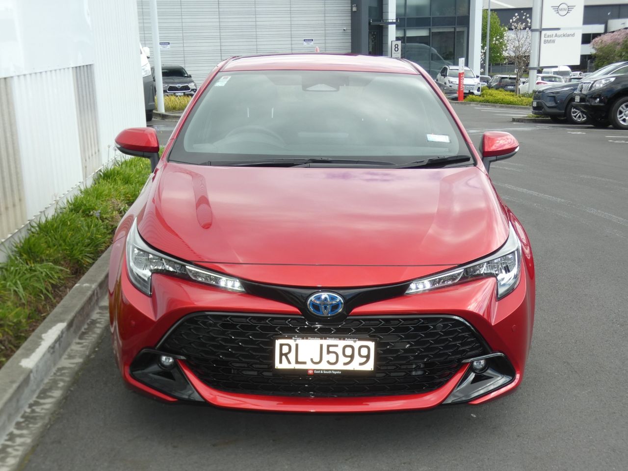 Vehicle image 3