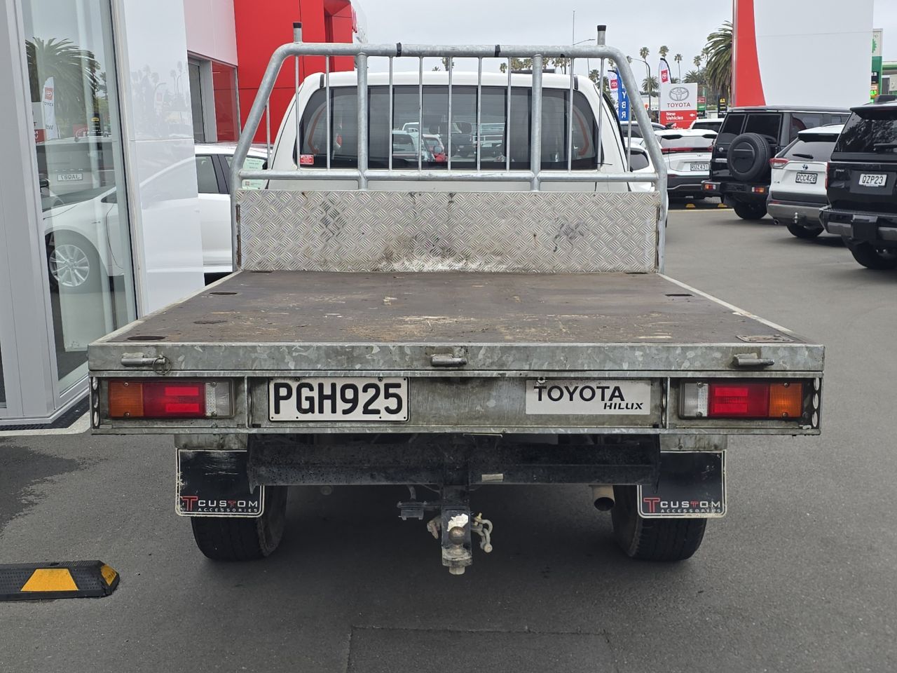 Vehicle image 4